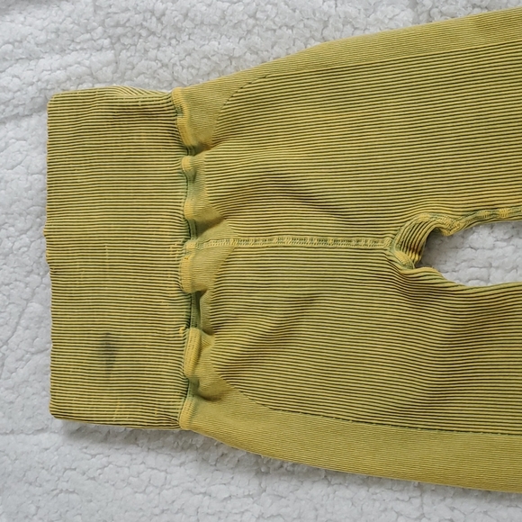 15. Free People High-Rise 7/8 Happiness Runs Leggings Sulfer Spring - Picture 3 of 12